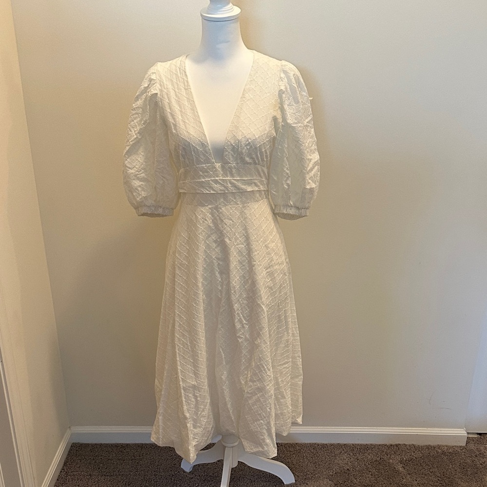 o.p.t Chic White Midi Dress with Puff Sleeves
